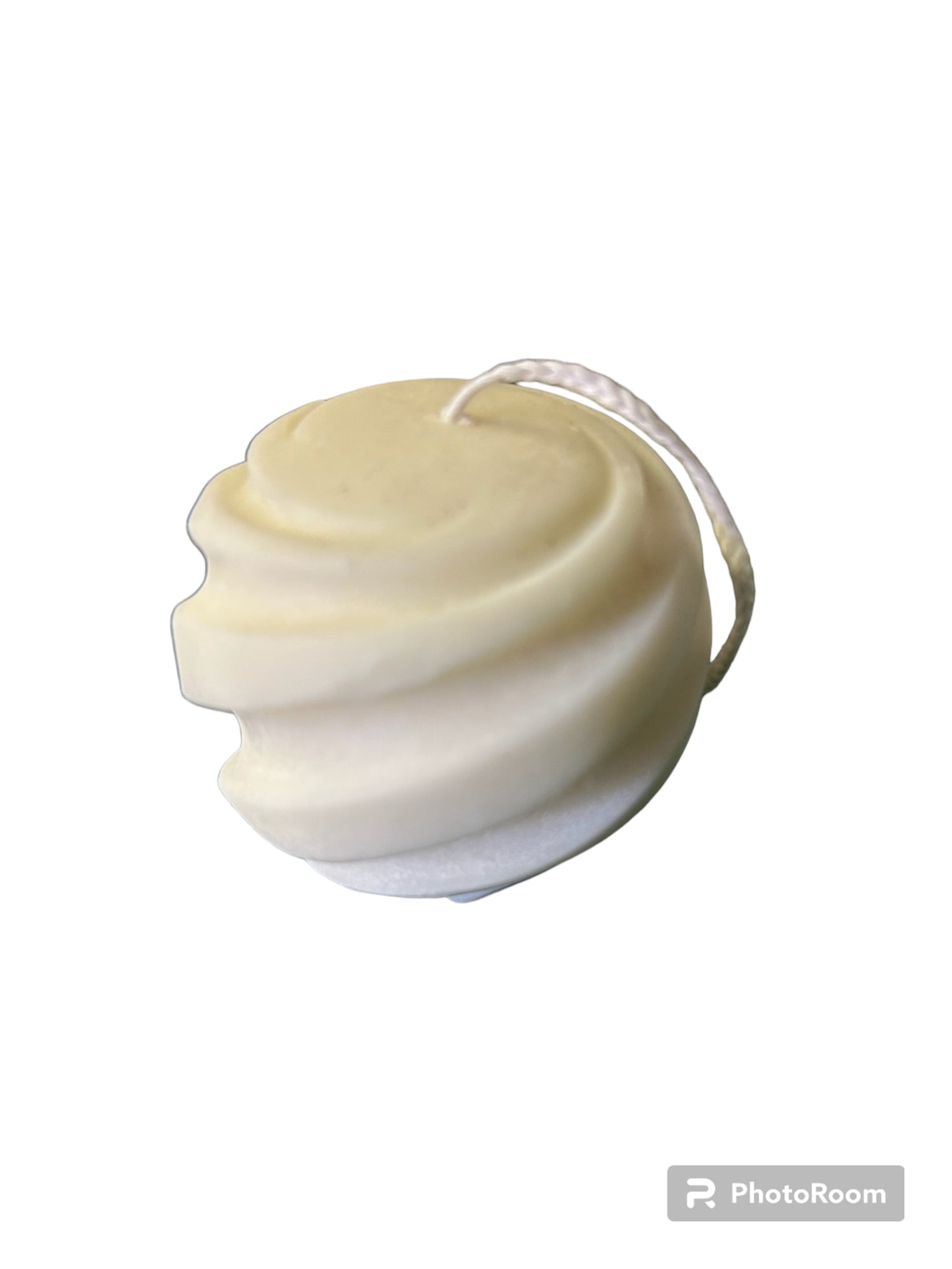 Vanilla swirl candle